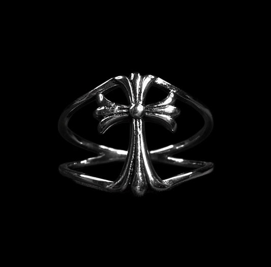 CHROME LOOP RING